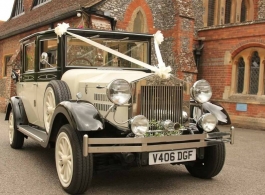 Vintage wedding car hire in Richmond